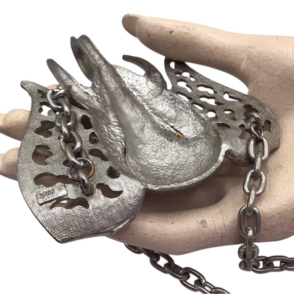 Vintage Signed Celebrity Elephant Necklace, Silver Tone Blue Rhinestone Eyes 70s - Picture 13 of 14